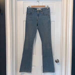 Levi’s Bootcut 525 Light Wash Long Jeans 6 LONG
